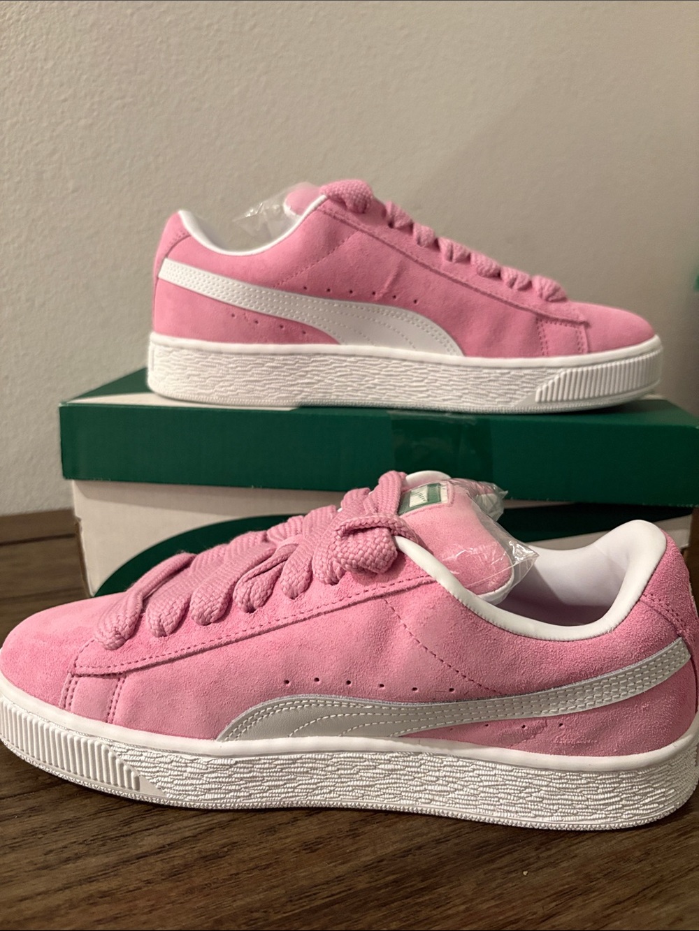 NIB[ PUMA] Suede XL Pink Sneakers Tennis Shoes Mauved Out/White Womens 8.5 / Y 7 - Picture 12 of 15